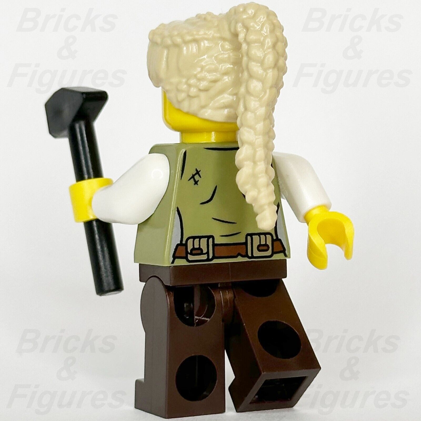 LEGO Castle Carpenter Minifigure Female Olive Green Vest Ponytail 10332 cas582 - Bricks & Figures